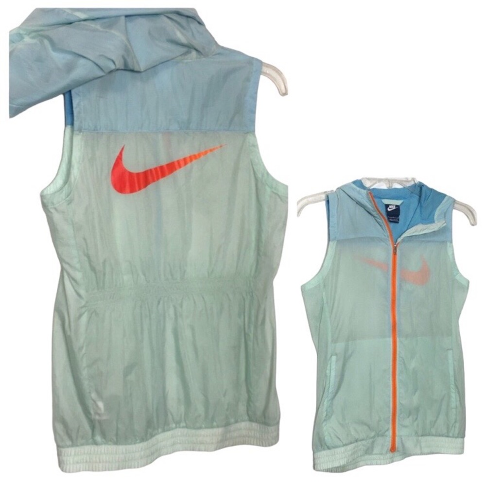 Nike Girls Flight Weight Hooded Vest / sleeveless windbreaker